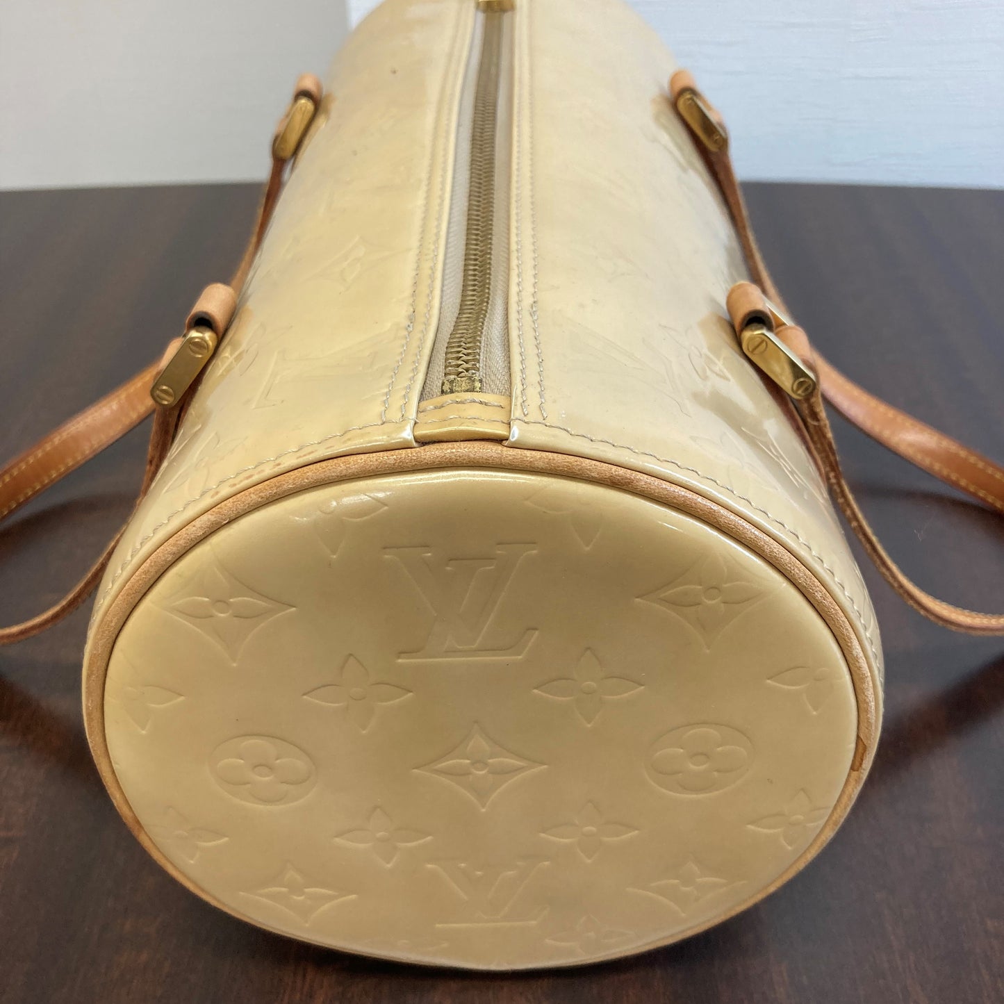 100 % Authentic Louis Vuitton Vernis Bedford M91006 (USED) 373-44