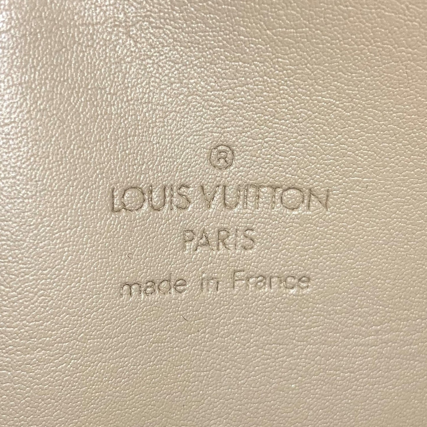 100 % Authentic Louis Vuitton Vernis Bedford M91006 (USED) 373-44