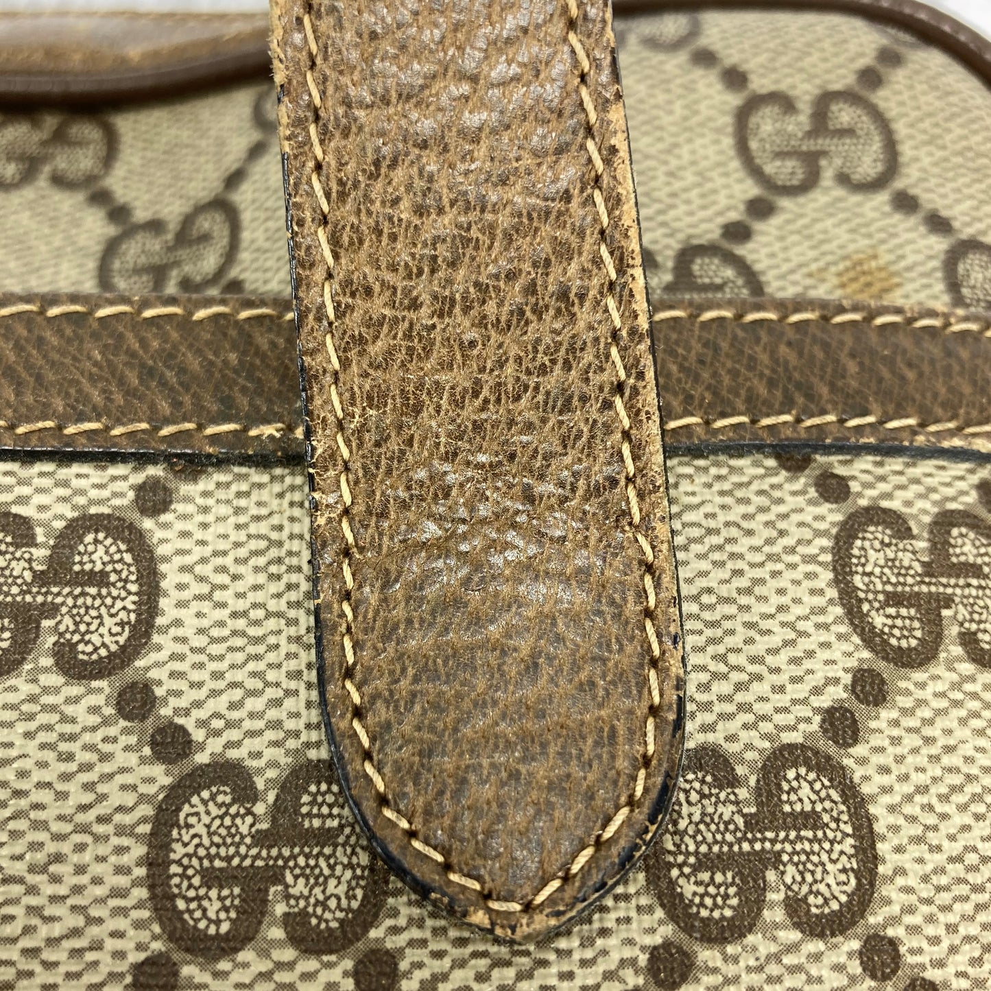 100 % Authentic Gucci GG Pattern PVC CANVAS SHERRY WebBing Handbag (USED 422-55