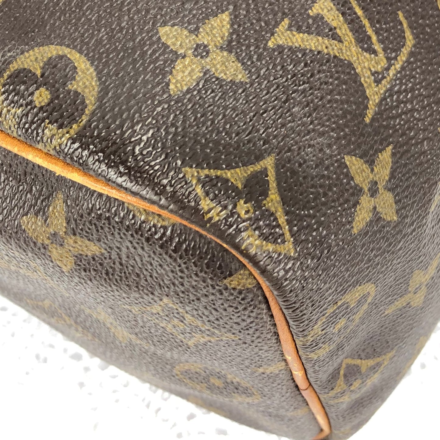 100 % Authentic Louis Vuitton Speedy25 M41528 (USED) 220-33