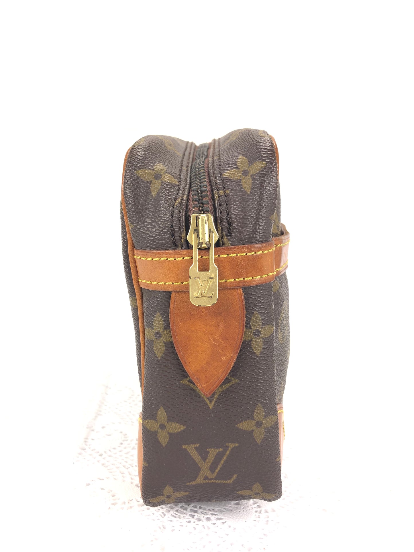 100 % Authentic Louis Vuitton  Pochette Compiegne28 M51845 (USED) 322-33