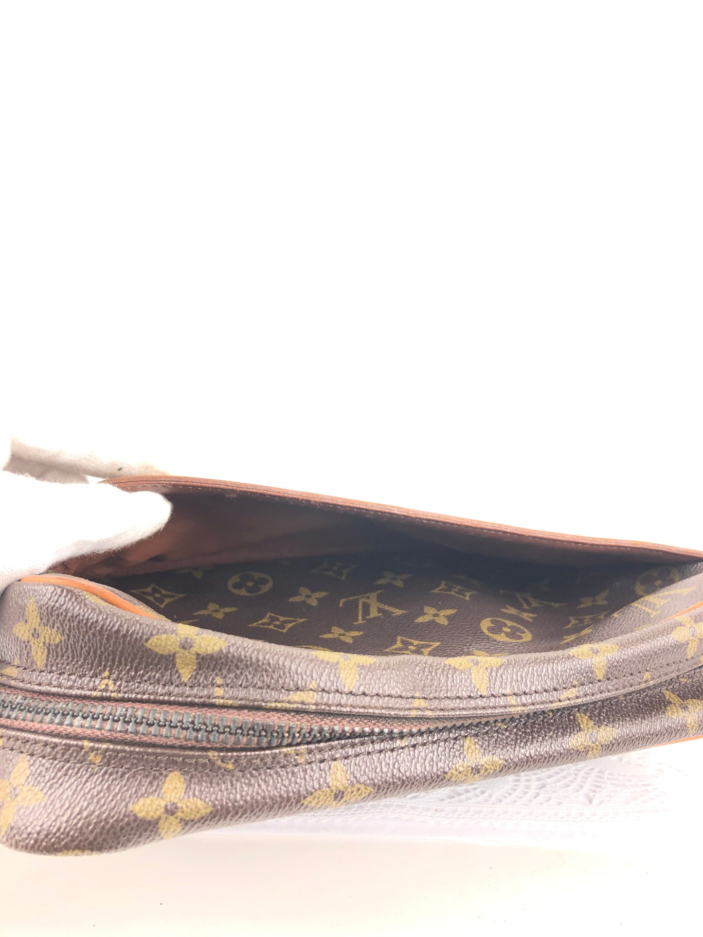 100 % Authentic Louis Vuitton  Pochette Compiegne28 M51845 (USED) 322-33