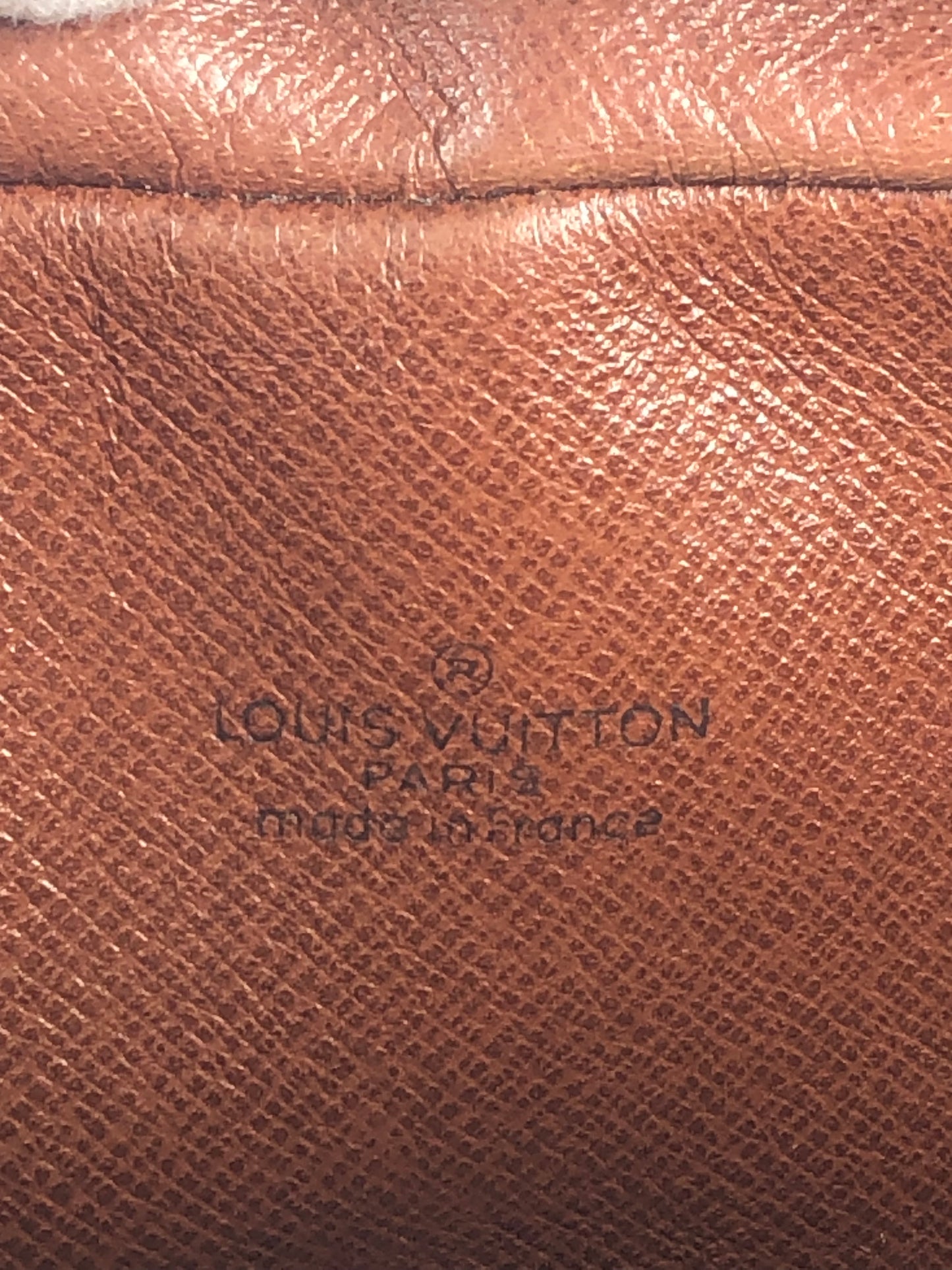 100 % Authentic Louis Vuitton  Pochette Compiegne28 M51845 (USED) 322-33