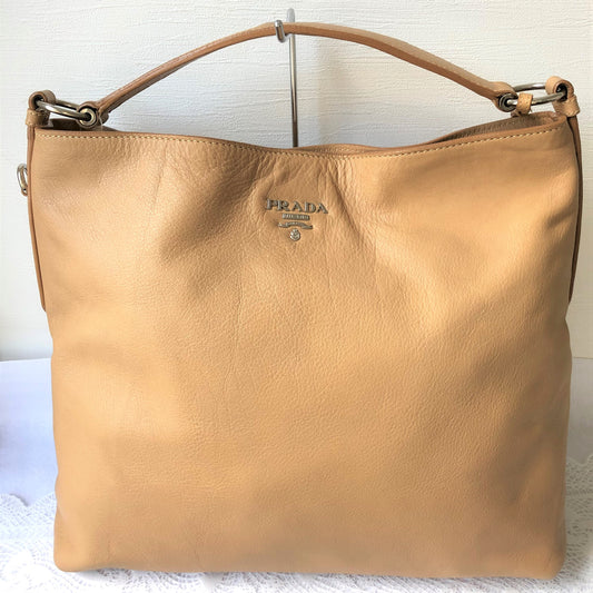 100 % Authentic Prada Leather One-Shouder Bag (USED) 496-66