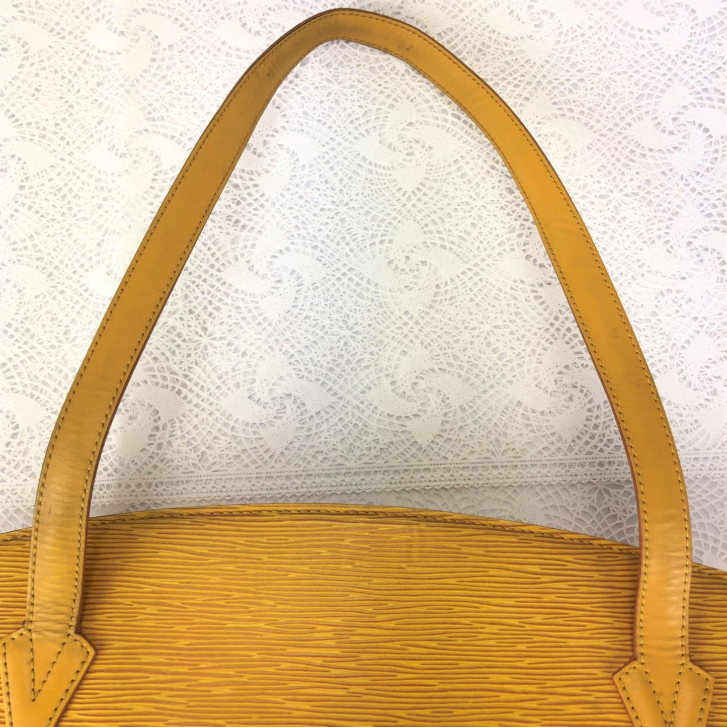 100 % Authentic Louis Vuitton EPI Saint-Jacques M52269 (USED) 228-33