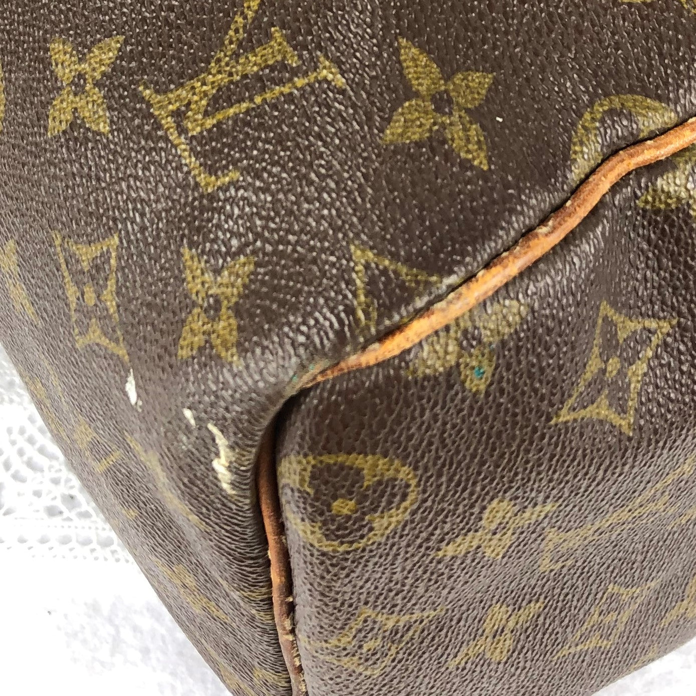 100 % Authentic Louis Vuitton Keepall45 M41428 (USED) 138-22