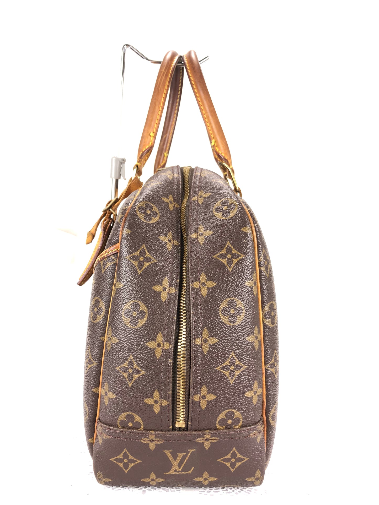 100 % Authentic Louis Vuitton Deauville M47270 (USED) 199-22