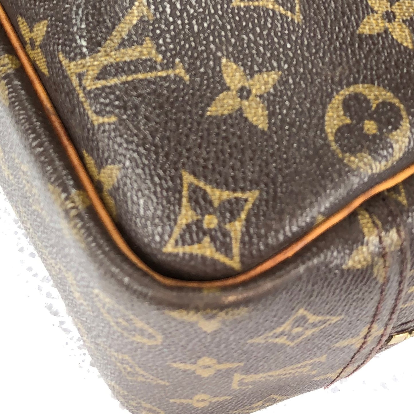 100 % Authentic Louis Vuitton Deauville M47270 (USED) 199-22