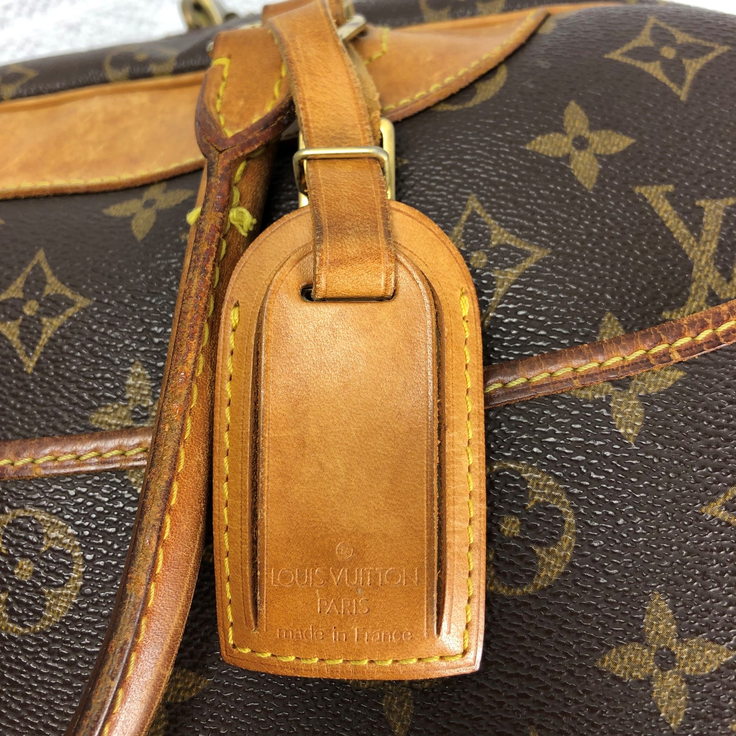 100 % Authentic Louis Vuitton Deauville M47270 (USED) 199-22