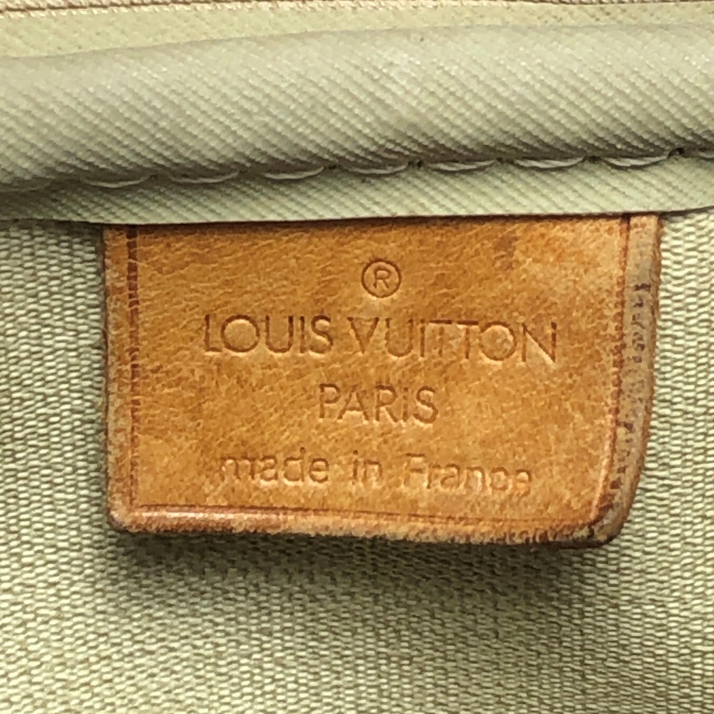 100 % Authentic Louis Vuitton Deauville M47270 (USED) 199-22