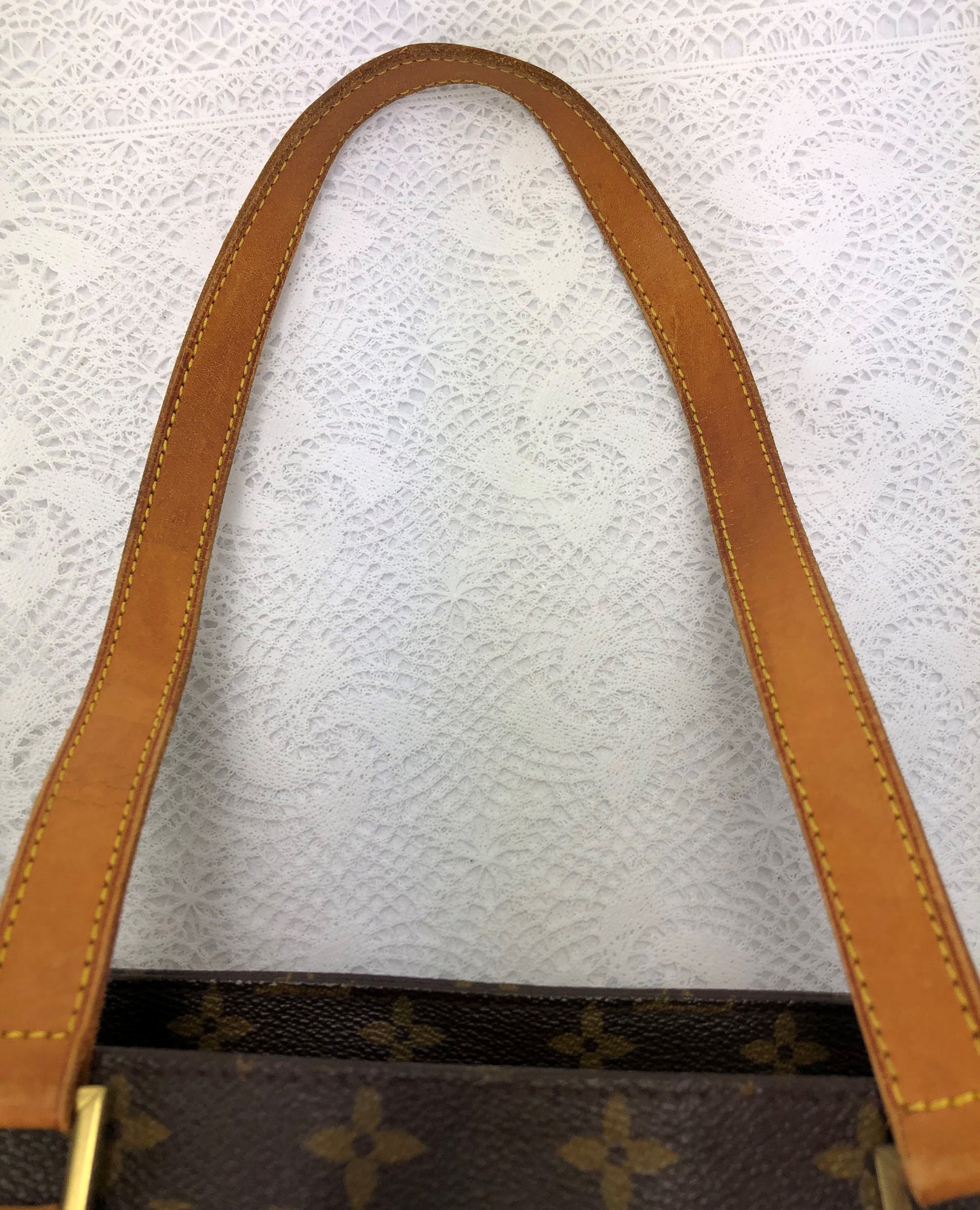 100 % Authentic Louis Vuitton Luco M51155 (USED) 337-44