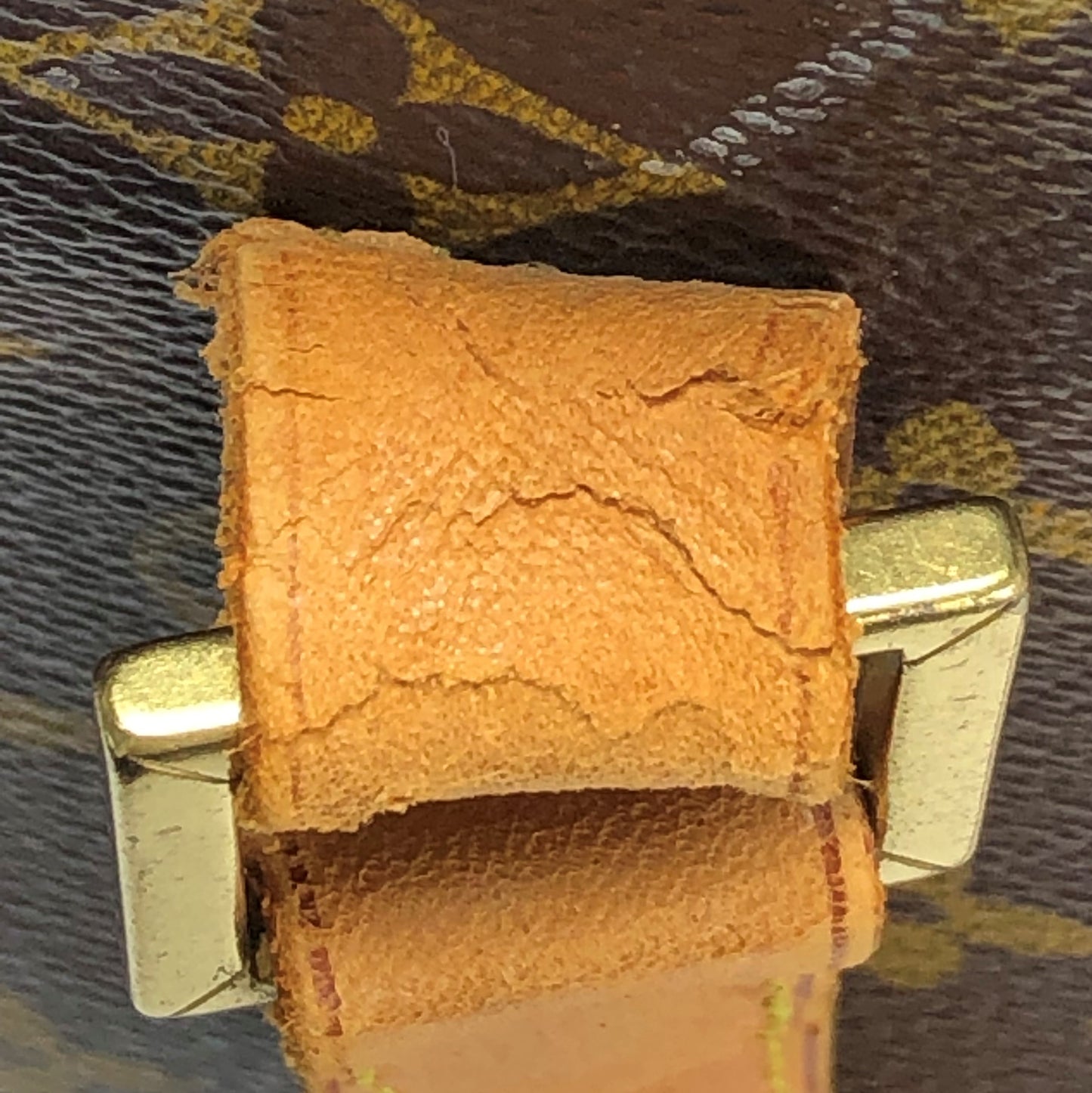 100 % Authentic Louis Vuitton Luco M51155 (USED) 337-44