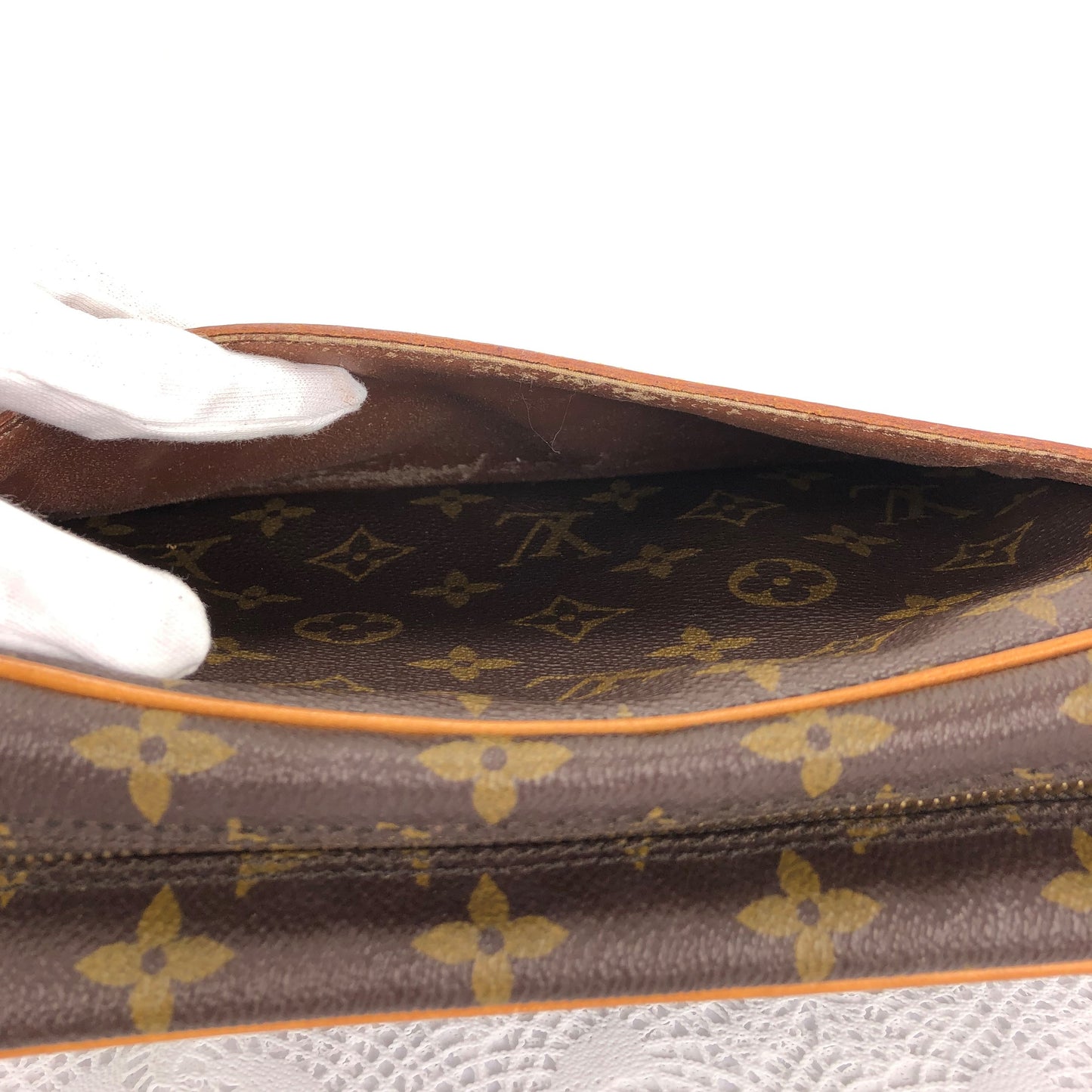 100 % AuthenticLouis Vuitton Monogram Compiegne 23 M51847 (USED) 502-77