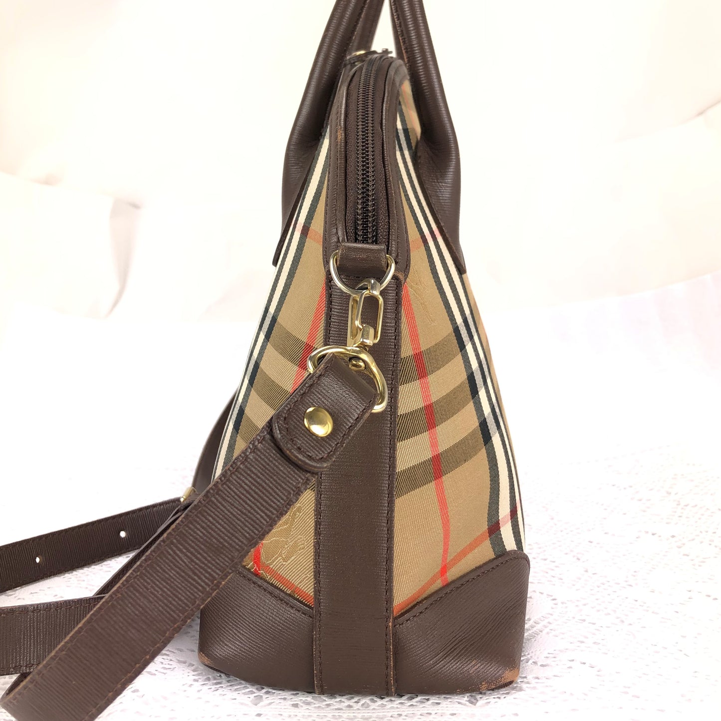 100 % Authentic Burberry Nova Plaid Canvas 2way shoulder bag hand bag  (USED)516-77